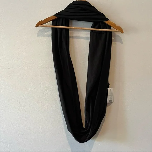 NWT Beyond Yoga Pocket Infinity Scarf Black - Picture 7 of 8